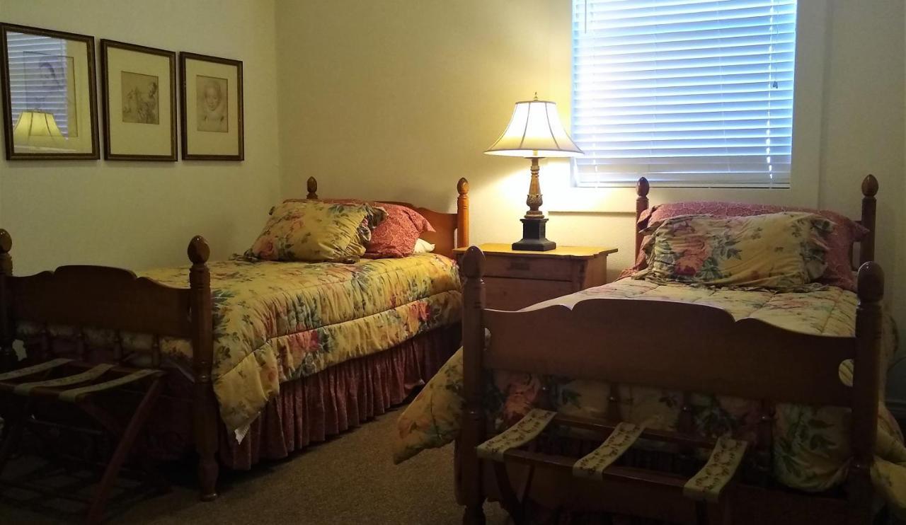Dogwood Springs Lodgings Mineola ภายนอก รูปภาพ